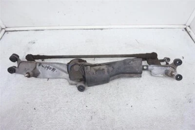 Двигатель стеклоочистителя переднего стекла и связь 1998-2000 Lexus Gs400 Sdn 4Dr 85150-30500 - Изображение 1 из 4