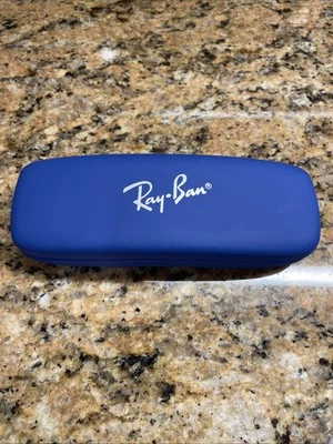 Ray-Ban Gafas de sol Gafas Azul Clamshell Estuche rígido Rojo Interior Niños Foto 1 de 3