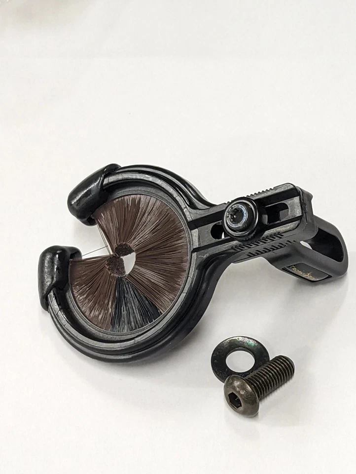 Reposaflechas para galletas Trophy Ridge Whisker, marrón Foto 1 de 1