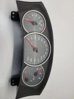 2006 06 PONTIAC GRAND PRIX SPEEDOMETER US CLUSTER 3.8L  - Image 1 of 4