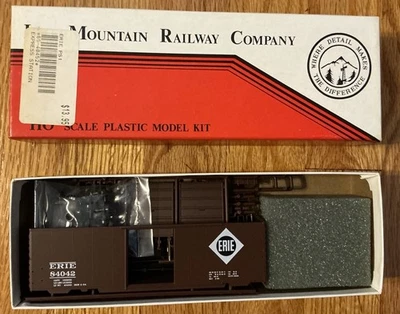 Intermountain HO 40452-18 Steel Side Ice Bunker PFE #84042 Brown + Box - Image 1 of 3