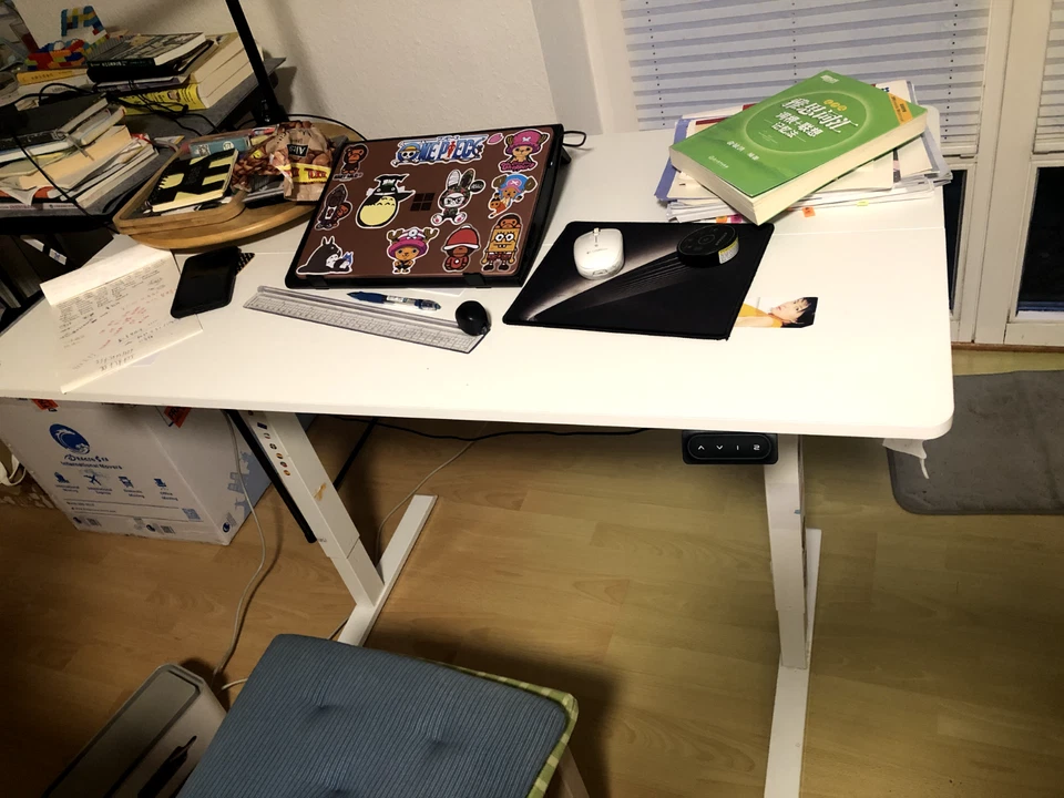 Cubiker 120 x 60 cm Schreibtisch Höhenverstellbar Elektrisch, Stehpult T-Beine - Bild 1 von 1