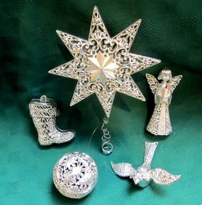 5 Vintage Silber Filigran Kunststoff 3-D Weihnachtsschmuck Engel Vogel Stiefel + Baumspitze - Bild 1 von 21
