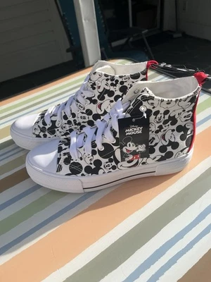 Disney Mickey Mouse Face Mujer Talla 11 Zapatilla Alta de Lona con Cordones NUEVA Foto 1 de 4