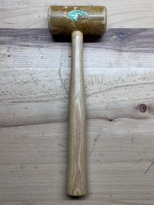 Guirnalda de colección martillo mazo cara de cuero crudo mango de madera 10" hecho en EE. UU. BONIFICACIÓN Foto 1 de 4