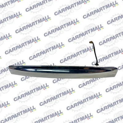 2010-2012 Nissan Altima Rear Trunk License Plate Cover Trim Molding w/ Camera - Imagem 1 de 4