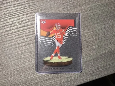 🔴🔥 2022 Panini  Chronicles football Patrick Mahomes MAGINTUDE #MAG-1 🔴🏈 - Image 1 of 2