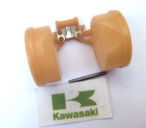 KAWASAKI ZR-7 ZR750 ZR7 CARB CARBURETTOR FLOAT AND PIN AS SHOWN 1999 - 2002 - Picture 1 of 6