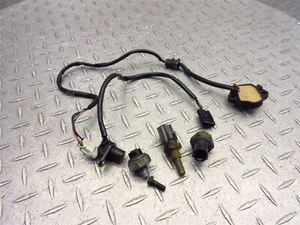 1998 98-03 Suzuki TL1000R TL1000 Lot Sensor Speed Neutral Oil Temperature - Picture 1 of 11