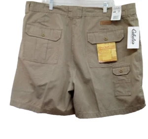 Cabelas Herren 7-Pocket Hiker Cargo Wandern Camping Shorts Beige Größe 44x7" Neu - Bild 1 von 10