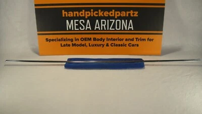 Cadillac Sedán Deville 1965 OEM moldura de puerta trasera (intercambiable) Foto 1 de 4