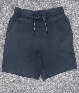 Nike Tech Fleece Black Shorts Kids Size Large, Age 12-13 years Good condition - Picture 1 of 9