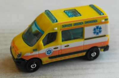 Matchbox Renault Master Ambulance gelb Multipack Exclusive MBX Krankenwagen Van - Bild 1 von 4