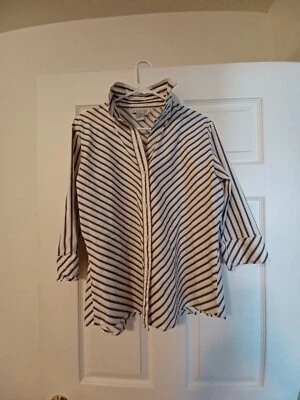 Top a rayas Chevron talla XL Ninety para mujer Foto 1 de 4