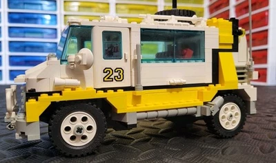 LEGO Model Team Custom Rally Van (5550) - Image 1 of 4