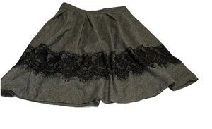 Falda oscilante Modcloth grande gris y negro de encaje línea A - Imagen 1 de 11