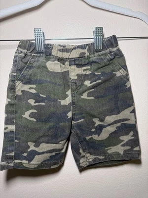 Pantalones cortos con estampado de camuflaje SHEIN Foto 1 de 4