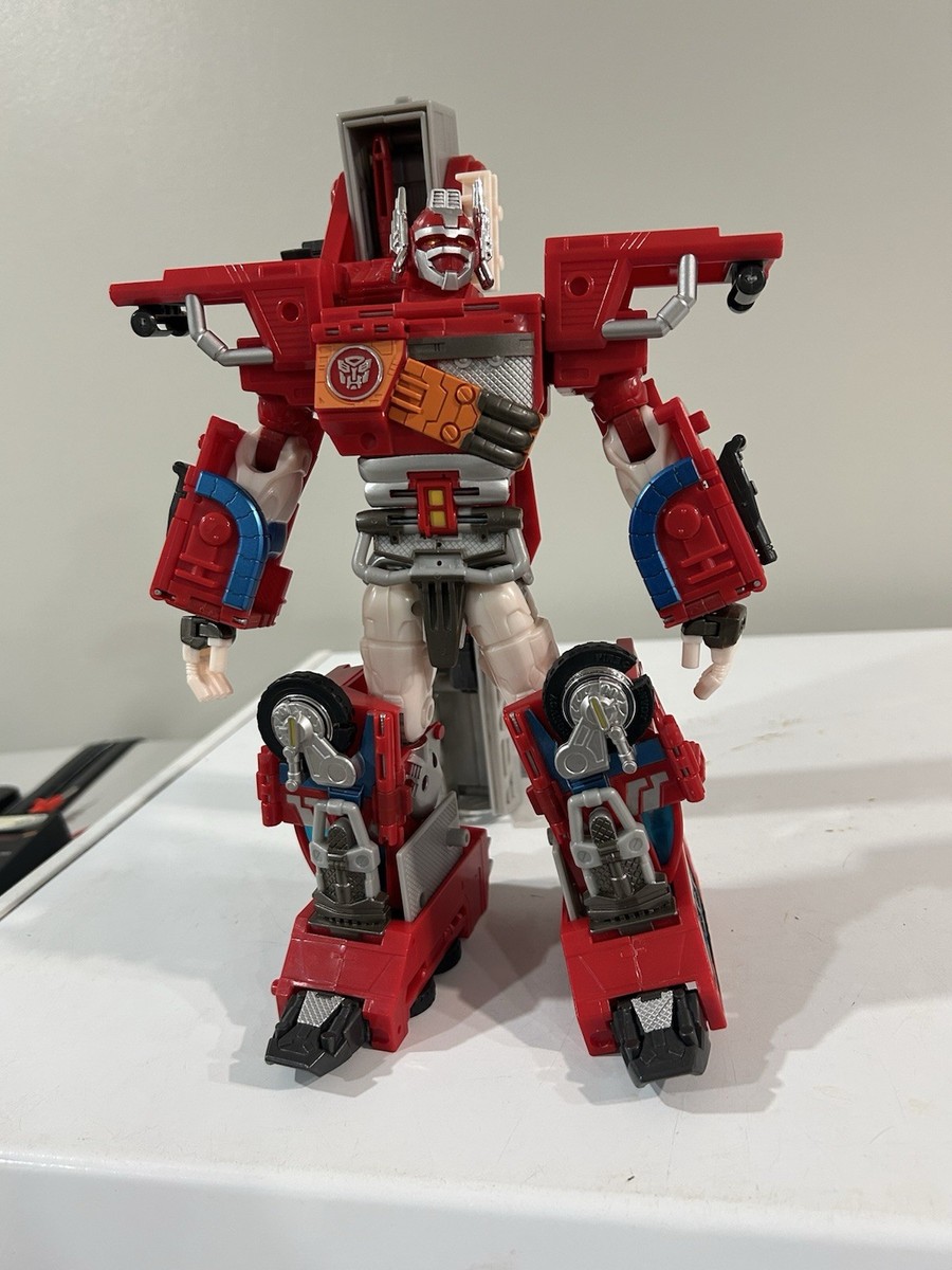 Optimus Prime Transformers & Robots Action Figure 2001 Year