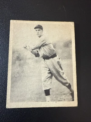 1939 Play Ball #55 Arky Vaughan Pittsburgh Pirates Legend - Image 1 of 4