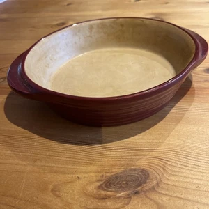 Pampered Chef family heritage 8" Deep Baker In Cranberry - Picture 1 of 7