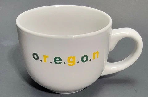 RARE Ducks University Coffee Mug Cup 14 oz White Oregon Spellout in Green/Yellow Cover