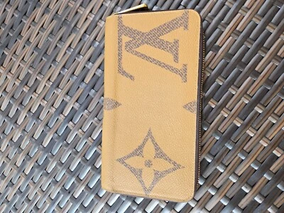 Cartera Louis Vuitton Monograma Reverso Recubierto Lona Cremallera Marrón Recubierto - Foto 1 de 4