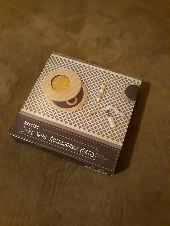 Legacy Maestro 3 Pc Wine Accessories Set in Bamboo Case Item 890-00-506 - Image 1 of 4