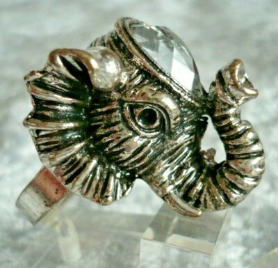 6 Farben, plastisch + groß ELEFANT Kopf Folklore Schmuck Ring STRASS silber NEU - Bild 1 von 3