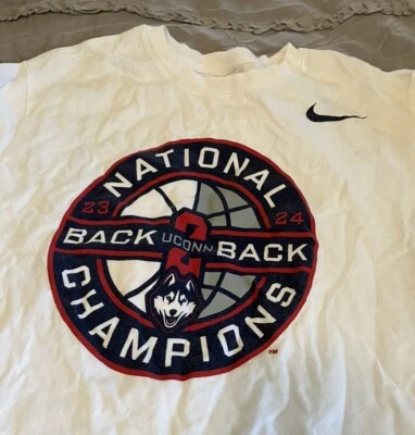 UCONN HUSKIES Basketball 2023 2024 Championship NIKE White MEDIUM Shirt - Image 1 of 3