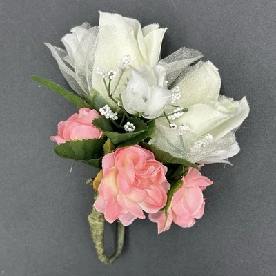 Ramillete formal rosa seda boutonnière rosa y blanco boda graduación Foto 1 de 4