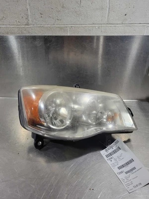 Conjunto de faros CHRYSLER TOWN CNTRY derecha 08 09 10 11 12 13 14 15 16 Foto 1 de 2