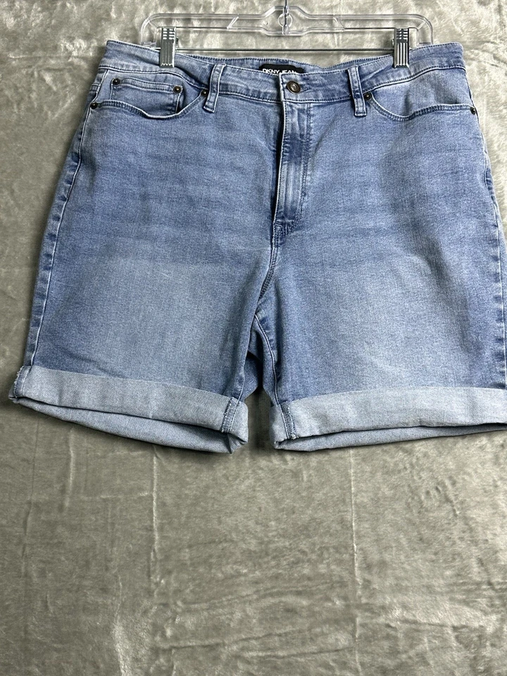 Bermudas DKNY Jeans para mujer denim con puños talla 14 lavado claro tiro medio  Foto 1 de 4