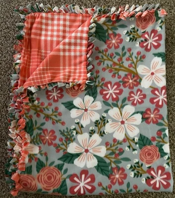 Manta gruesa con flores florales y vellón a cuadros Foto 1 de 2