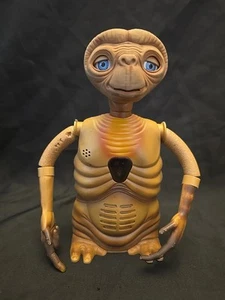 Vintage E.T. alien doll EXTRA TERRESTRIAL 2000 Tiger INTERACTIVE TOY Tested  - Picture 1 of 11