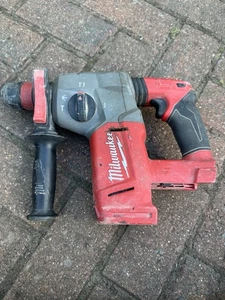 Milwaukee M18 18v Cordless Hammer Drill Untested Spares Or Repairs Parts ||| - Picture 1 of 4