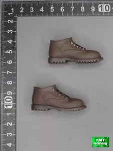 Scala 1:6 CCTOYS The Last Survivor S1 Joe - Scarpe in PVC (TIPO PEG) - Foto 1 di 3