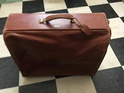 Vintage French California Casual Luggage Leather Garment Bag - Image 1 of 4