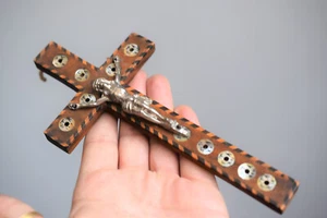 ⭐ cruz religiosa antigua, crucifijo "Jerusalén", madera de olivo y nácar⭐ - Imagen 1 de 5
