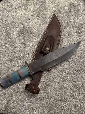 Full Tang Damascus Steel Hunting & Survival Knife – Handmade Bowie with Sheath - Image 1 of 2