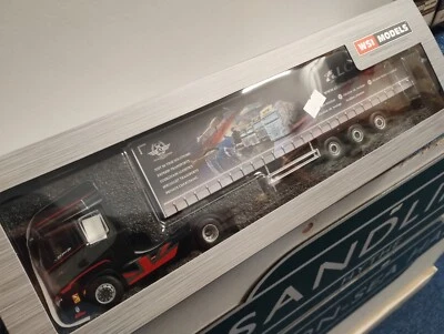 WSI Models IVECO S-WAY 3 axle Curtain Side Trailer. — 第 1/4 张图片