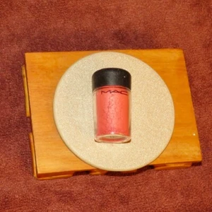 MAC Follow Your Fancy Shimmer Frost Pigment Stylhly Yours Collectin Lidschatten - Bild 1 von 4