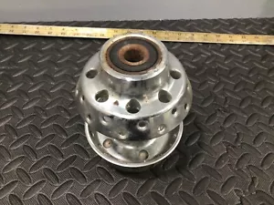 Used OEM 2000-05 Harley-Davidson Wideglide Front Wheel Hub Assembly 43005-05A	 - Picture 1 of 5