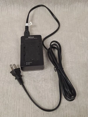 Cargador rápido Nikon MH-18 genuino OEM para batería EN-EL3/EN-EL3a Foto 1 de 4