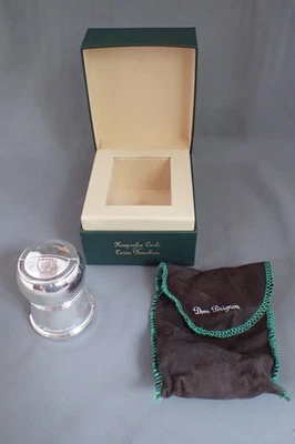 DOM PERIGNON CHRISTOFLE PLACA DE PRATA COCRK SAVER TITULAR LEMBRANÇA COM CAIXA DE BOLSA - Imagem 1 de 4