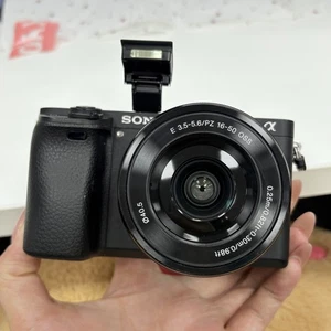 Sony Alpha A6300 24.2MP Mirrorless Camera 16-50mm Zoom Lens 4K Video Fast AF - Picture 1 of 8