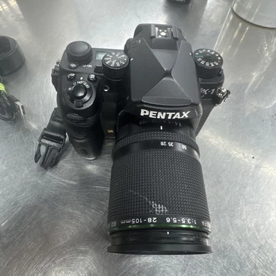Cámara digital SLR PENTAX K1 36,4 mega píxeles - negra (solo cuerpo) 31 k obturador Foto 1 de 4