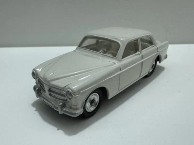 DINKY TOYS 184 VOLVO 1225 BLANCO RESTAURADO Y REPINTADO Foto 1 de 4