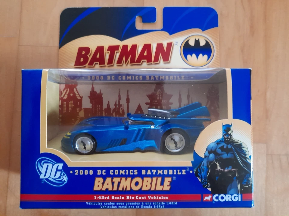 Corgi Batmobile 2000 DC Comics  Batmobile - Bild 1 von 1