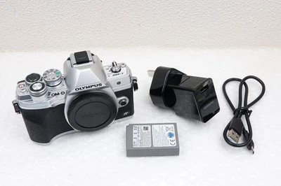 OLYMPUS OM-D E-M10 Mark IV MIRRORLESS DIGITAL CAMERA BODY - 3,637 ACTUATIONS - Image 1 of 4