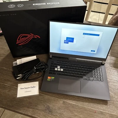 ASUS ROG Strix Gaming Laptop 17 G2U - Image 1 of 4